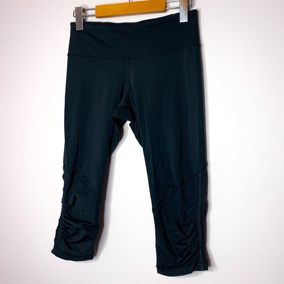 Lululemon Run for Your Life Cropped Black Leggings Size 6 - Picture 9 of 14